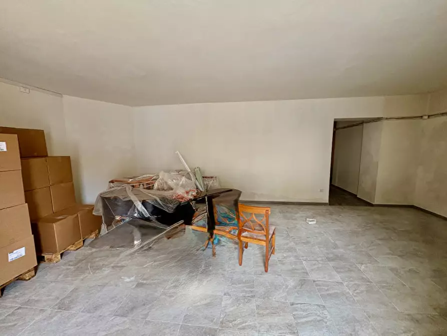 Immagine 11 di Negozio in affitto  in Via Igo Gruden 48 a Trieste