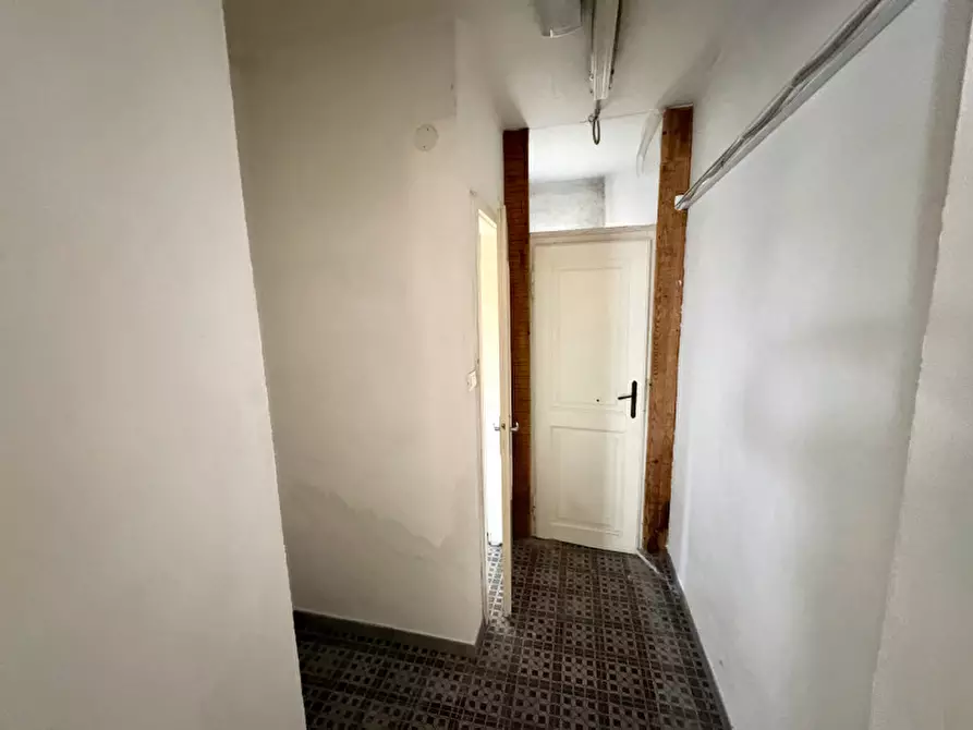 Immagine 12 di Negozio in affitto  in Via Igo Gruden 48 a Trieste