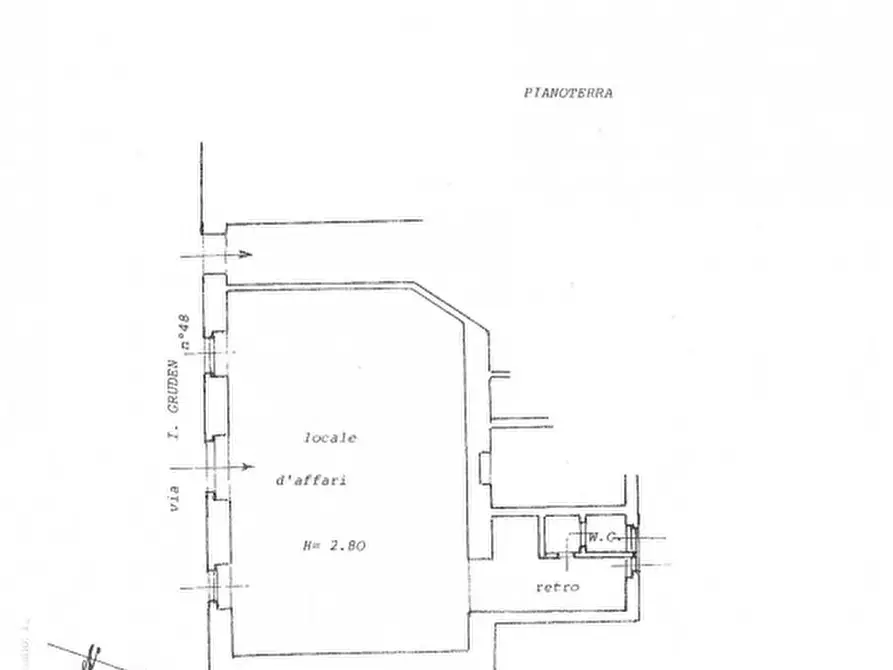 Immagine 18 di Negozio in affitto  in Via Igo Gruden 48 a Trieste