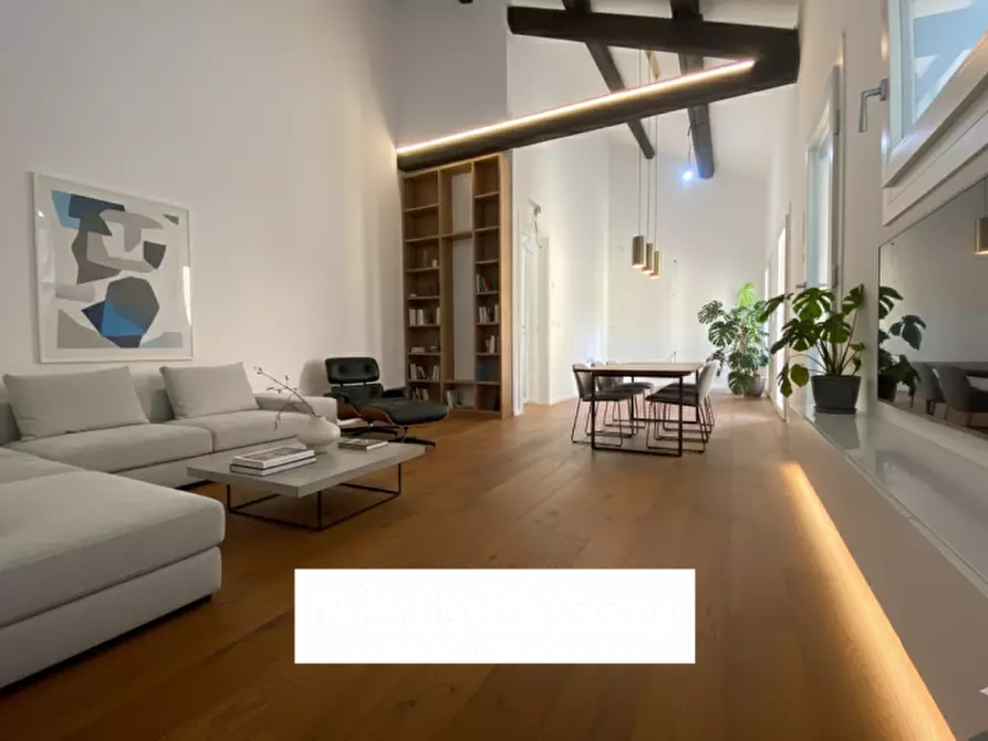 Immagine 1 di Appartamento in vendita  in Ponte degli Angeli 1 a Vicenza