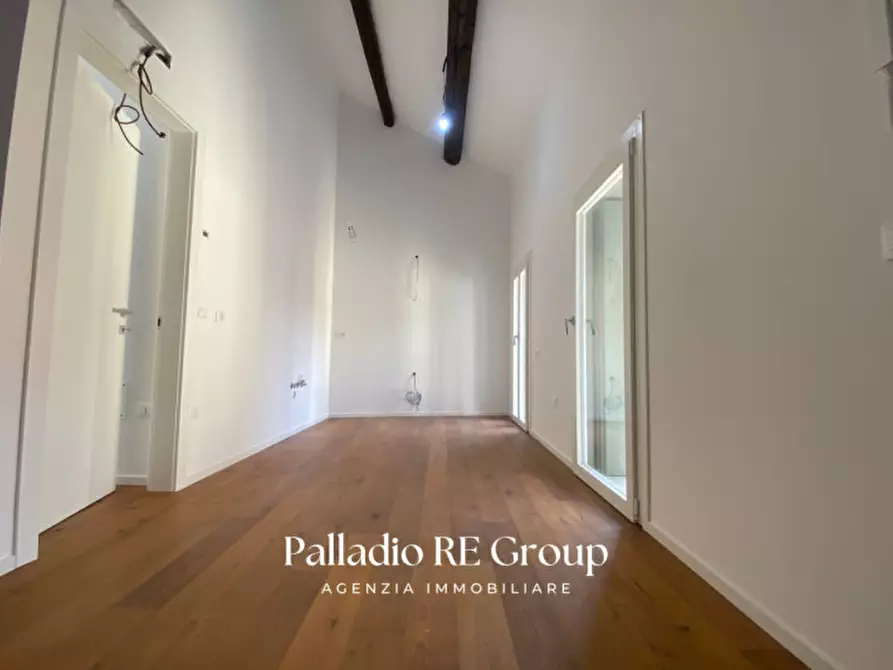 Immagine 5 di Appartamento in vendita  in Ponte degli Angeli 1 a Vicenza