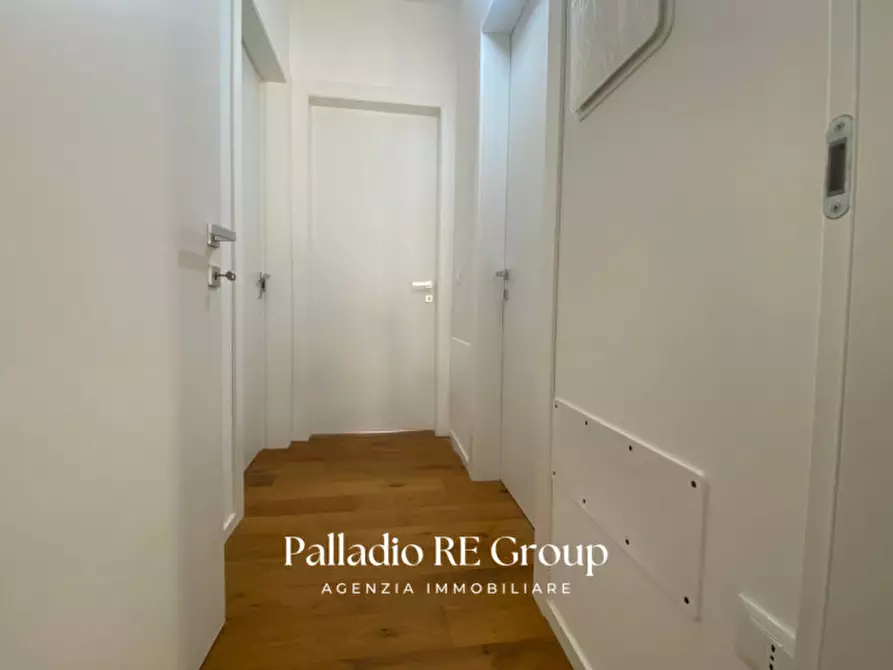 Immagine 19 di Appartamento in vendita  in Ponte degli Angeli 1 a Vicenza