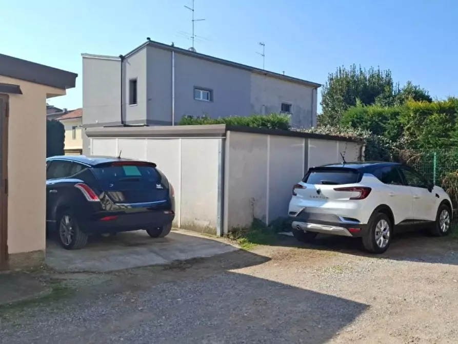 Immagine 4 di Posto auto in vendita  in Via Vittorio Veneto, 56, 20823 Lentate sul Seveso MB, Italia a Lentate Sul Seveso