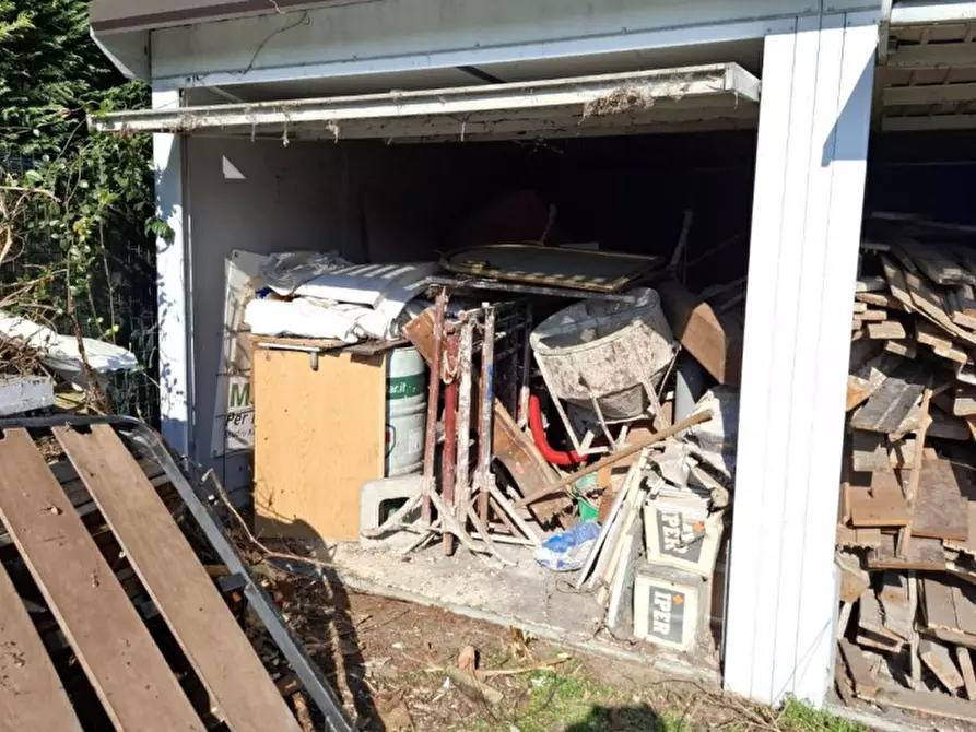 Immagine 3 di Posto auto in vendita  in Via Vittorio Veneto, 56, 20823 Lentate sul Seveso MB, Italia a Lentate Sul Seveso