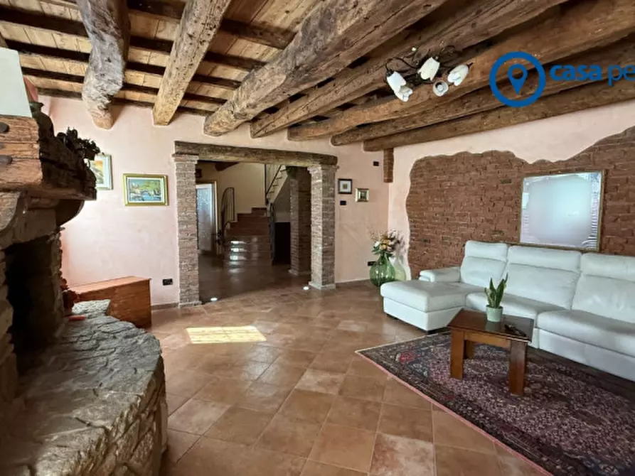 Immagine 3 di Villa in vendita  in Via Garibaldi a Costa Di Rovigo