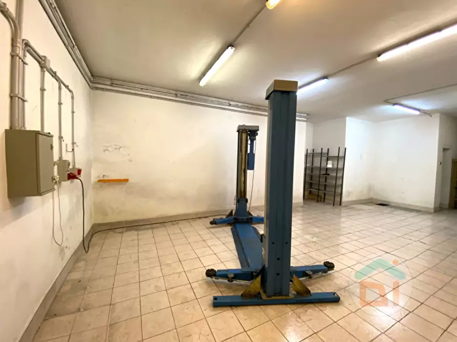 Immagine 10 di Garage in vendita  in via pottendorf 19 a San Lorenzo Isontino