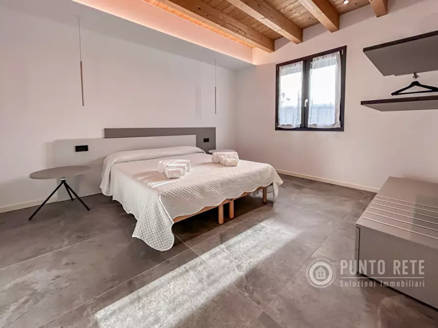 Immagine 12 di Villa in affitto  in Via Riare a Lazise