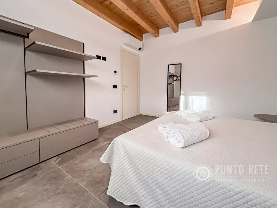 Immagine 13 di Villa in affitto  in Via Riare a Lazise