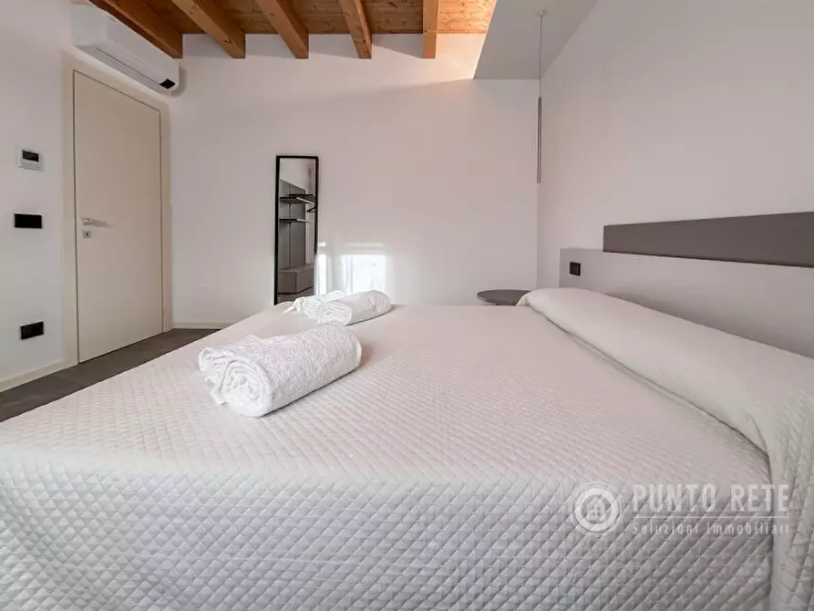 Immagine 14 di Villa in affitto  in Via Riare a Lazise