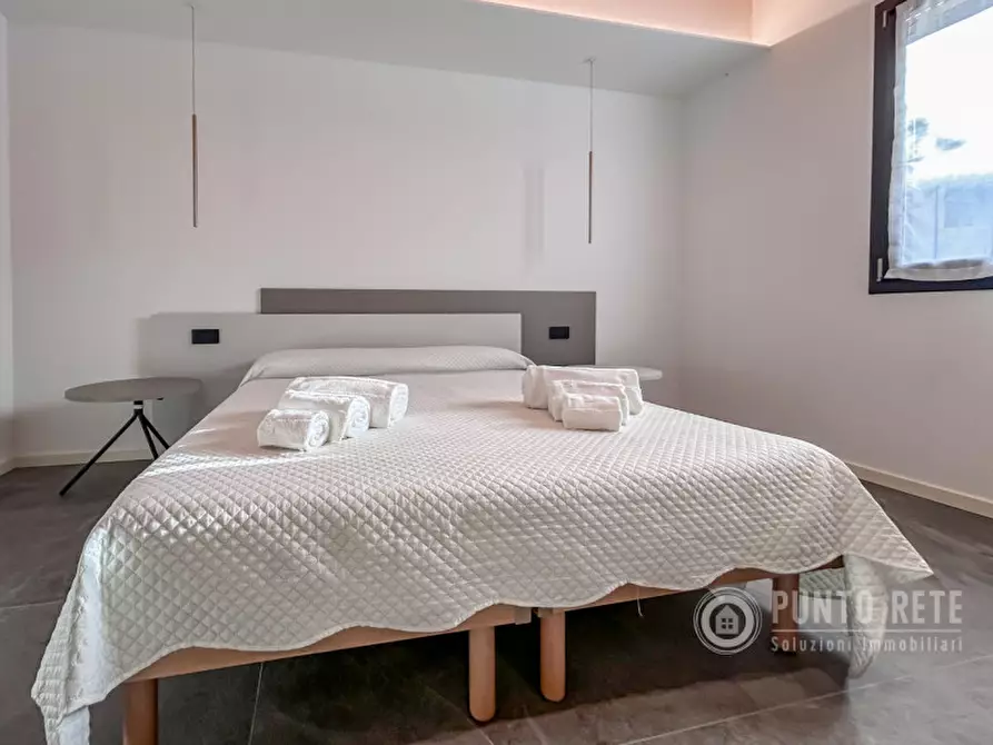 Immagine 15 di Villa in affitto  in Via Riare a Lazise