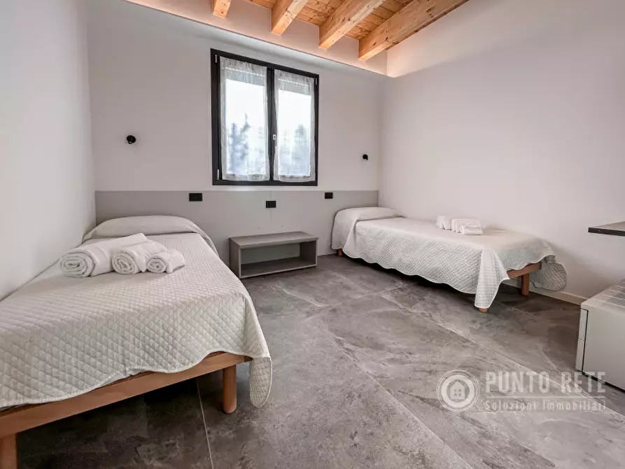 Immagine 16 di Villa in affitto  in Via Riare a Lazise