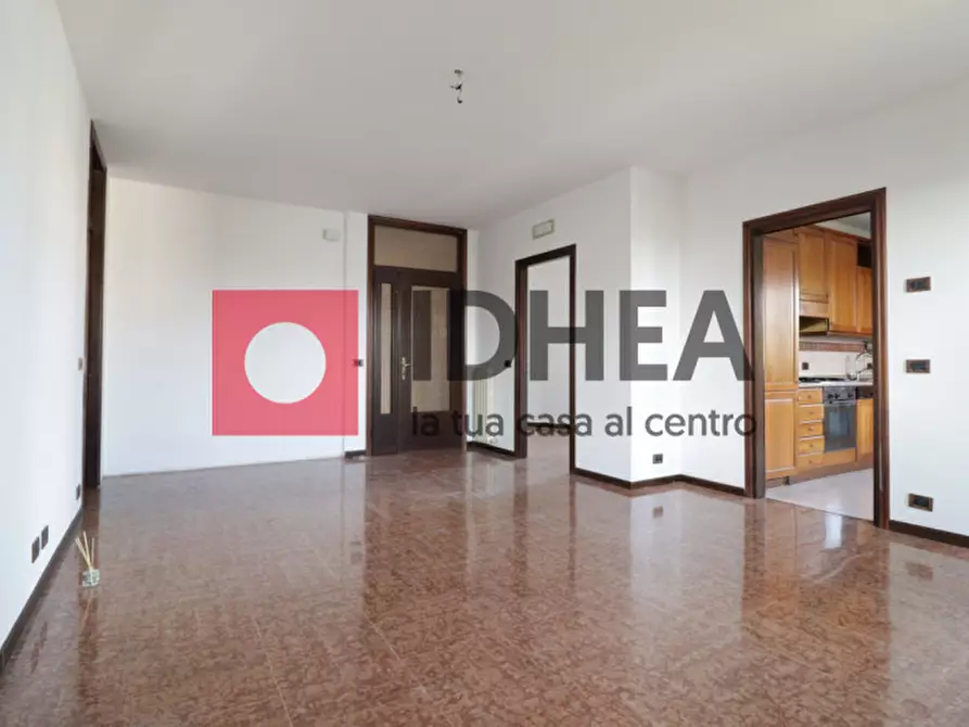 Immagine 4 di Appartamento in vendita  in FARMACIA DI CASTAGNOLE a Paese