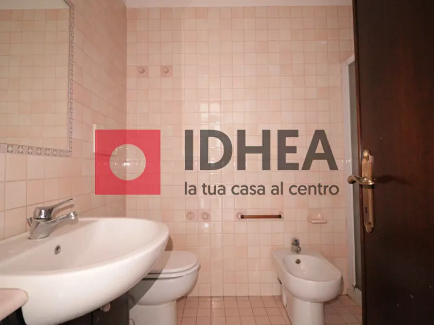 Immagine 12 di Appartamento in vendita  in FARMACIA DI CASTAGNOLE a Paese