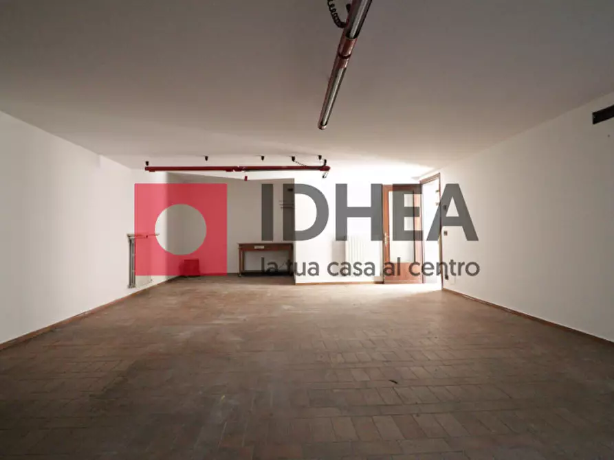 Immagine 15 di Appartamento in vendita  in FARMACIA DI CASTAGNOLE a Paese