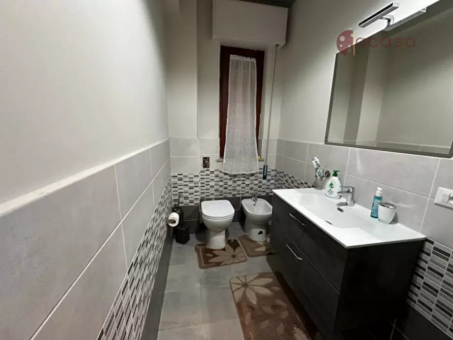 Immagine 10 di Camera in affitto  in Via Umberto Solarino 14 a Palermo