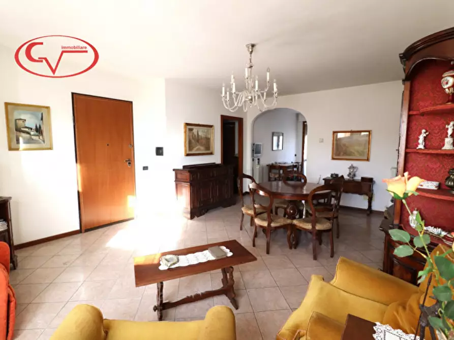 Immagine 1 di Appartamento in vendita  in Via Fabio Filzi a Montevarchi