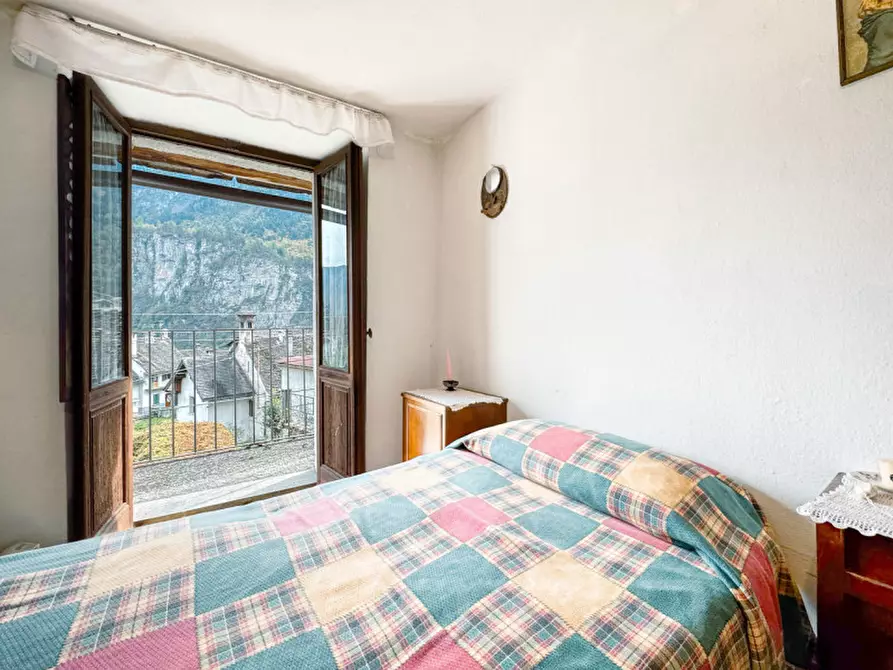 Immagine 7 di Villetta a schiera in vendita  in Frazione Bertonio a Varzo