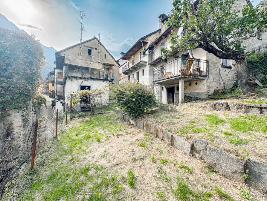 Immagine 19 di Villetta a schiera in vendita  in Frazione Bertonio a Varzo