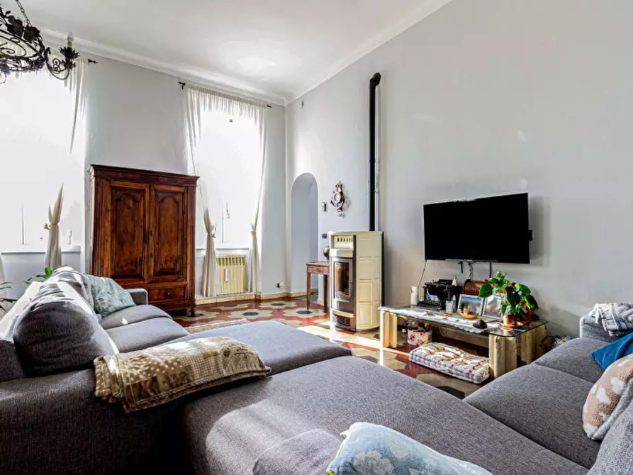 Immagine 5 di Villa in vendita  in papiago a Trovo