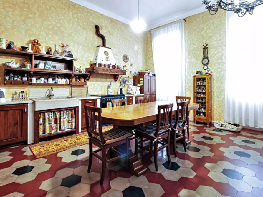 Immagine 6 di Villa in vendita  in papiago a Trovo