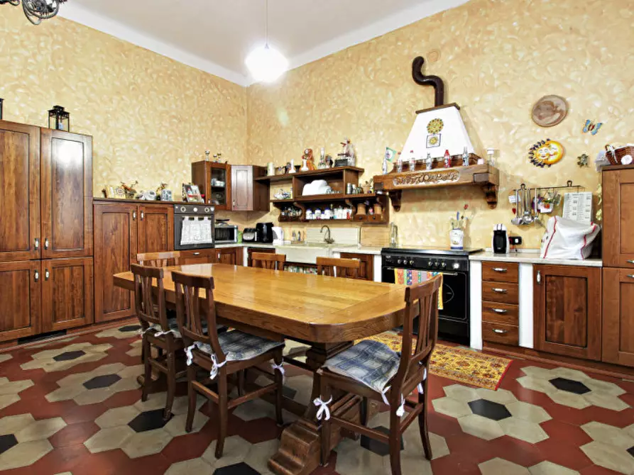 Immagine 7 di Villa in vendita  in papiago a Trovo