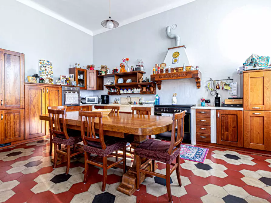 Immagine 9 di Villa in vendita  in papiago a Trovo