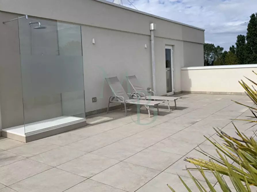 Immagine 2 di Attico in vendita  in Via Nereo Rocco 68 a Jesolo