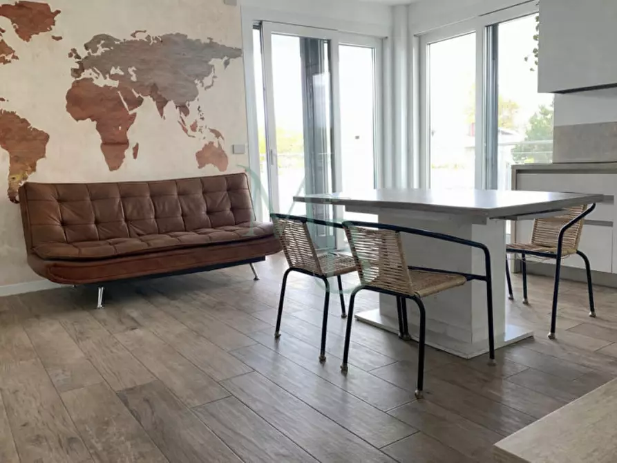 Immagine 14 di Attico in vendita  in Via Nereo Rocco a Jesolo