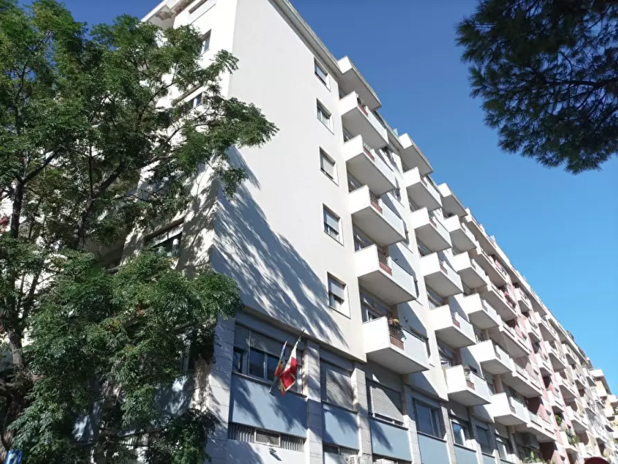 Immagine 1 di Appartamento in affitto  in VIA QUARTO DEI MILLE  25 a Pescara