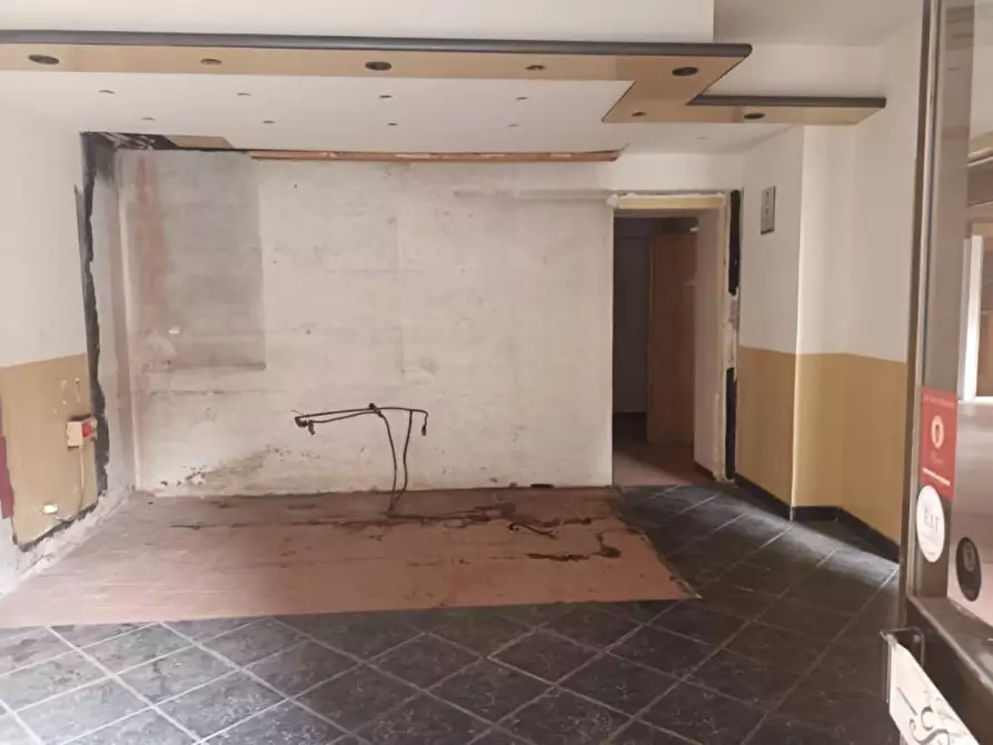 Immagine 5 di Negozio in affitto  in Via Nicola Fabrizi 14 a Torino