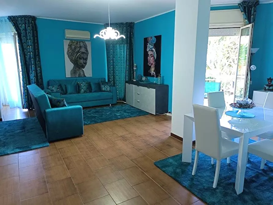 Immagine 1 di Appartamento in vendita  in Via Costantino a Palermo