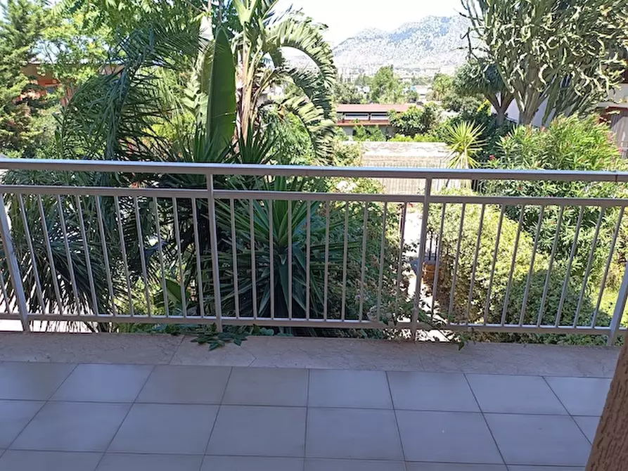 Immagine 10 di Appartamento in vendita  in Via Costantino a Palermo