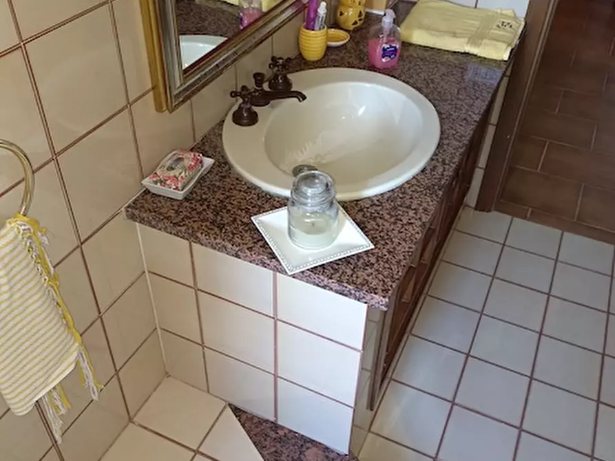 Immagine 20 di Appartamento in vendita  in Via Costantino a Palermo