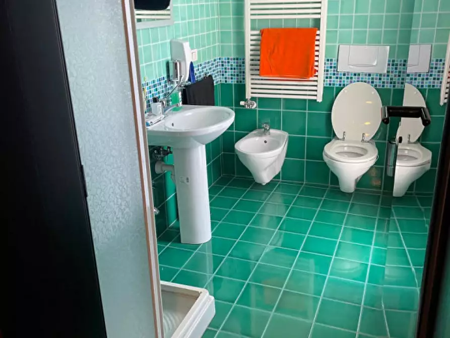 Immagine 7 di Attività commerciale in affitto  in borgo Casale a Vicenza