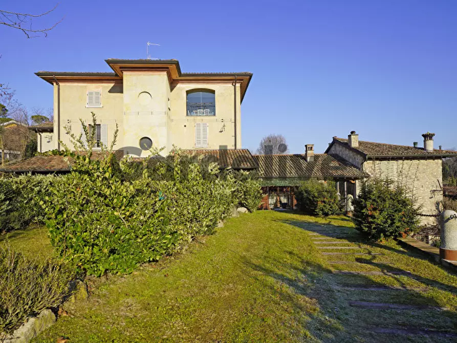 Immagine 5 di Appartamento in vendita  in Localita Bagoda 7 a Desenzano Del Garda