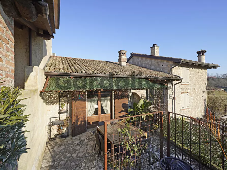 Immagine 7 di Appartamento in vendita  in Localita Bagoda 7 a Desenzano Del Garda