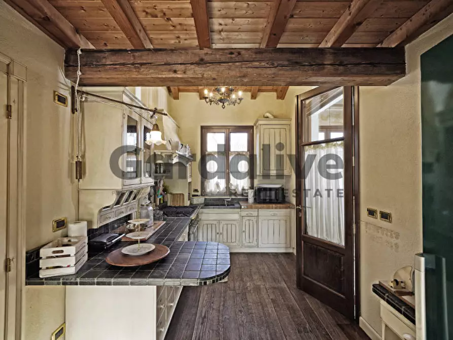 Immagine 17 di Appartamento in vendita  in Localita Bagoda 7 a Desenzano Del Garda