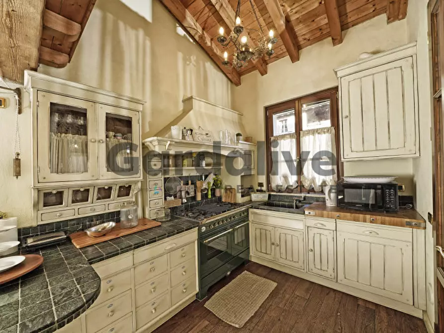 Immagine 18 di Appartamento in vendita  in Localita Bagoda 7 a Desenzano Del Garda