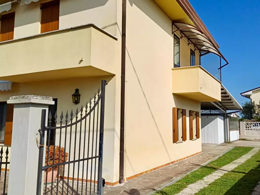 Immagine 6 di Casa indipendente in vendita  a Campagna Lupia