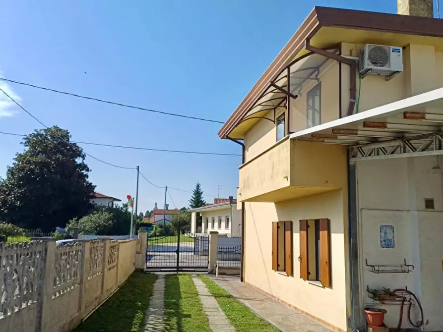 Immagine 11 di Casa indipendente in vendita  a Campagna Lupia