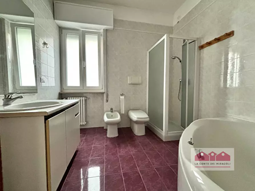 Immagine 19 di Appartamento in affitto  in Via Cavour a Costabissara