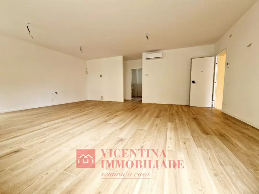 Immagine 4 di Appartamento in vendita  in Via Serbelloni 14 a Vicenza