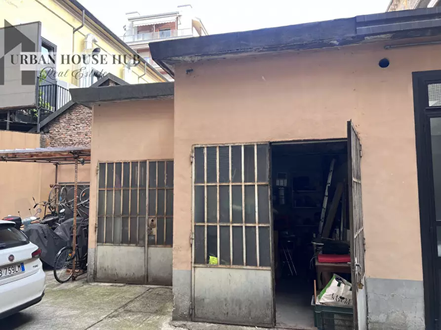 Immagine 4 di Garage in vendita  in Via Conte Emanuele Thesauro 3 a Torino