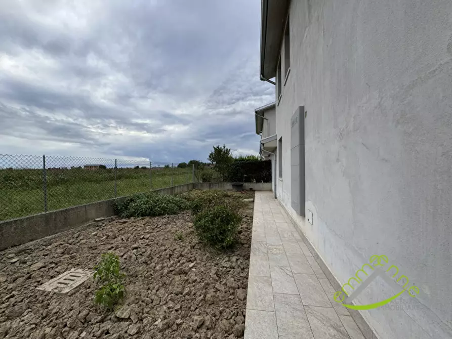 Immagine 10 di Casa trifamiliare in vendita  in Via Vittorio Veneto a Campagna Lupia