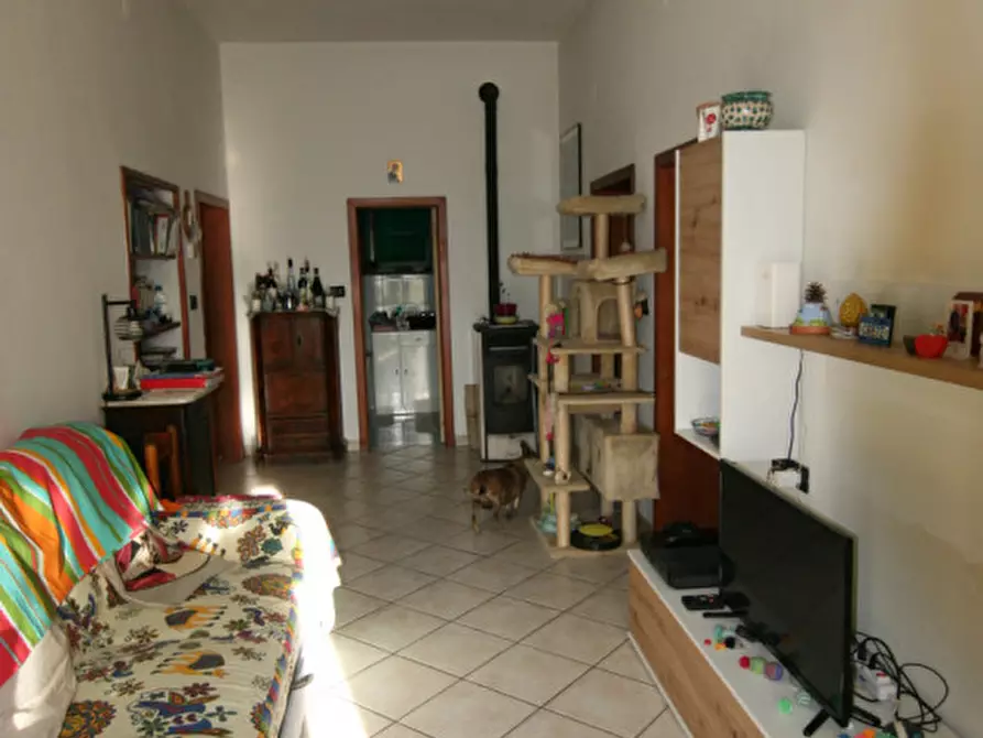 Immagine 2 di Appartamento in vendita  a Sinalunga