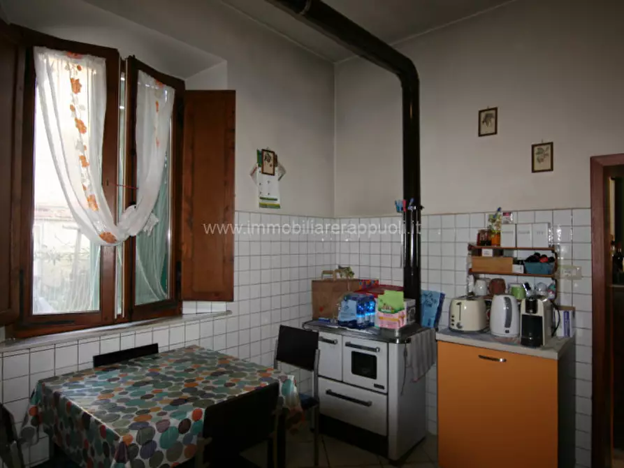 Immagine 8 di Appartamento in vendita  a Sinalunga