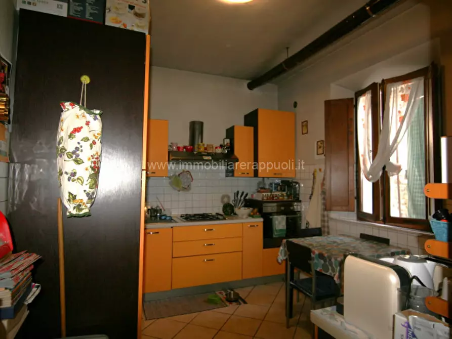 Immagine 9 di Appartamento in vendita  a Sinalunga