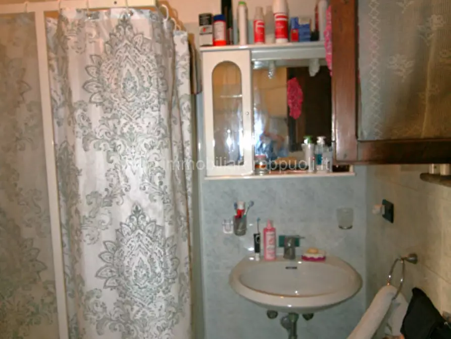 Immagine 10 di Appartamento in vendita  a Sinalunga