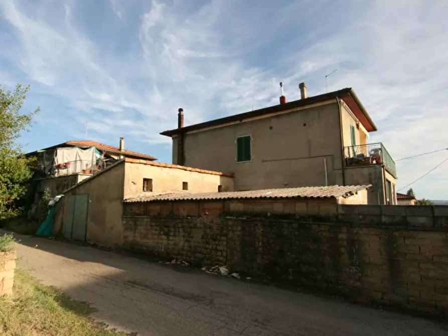 Immagine 13 di Appartamento in vendita  a Sinalunga
