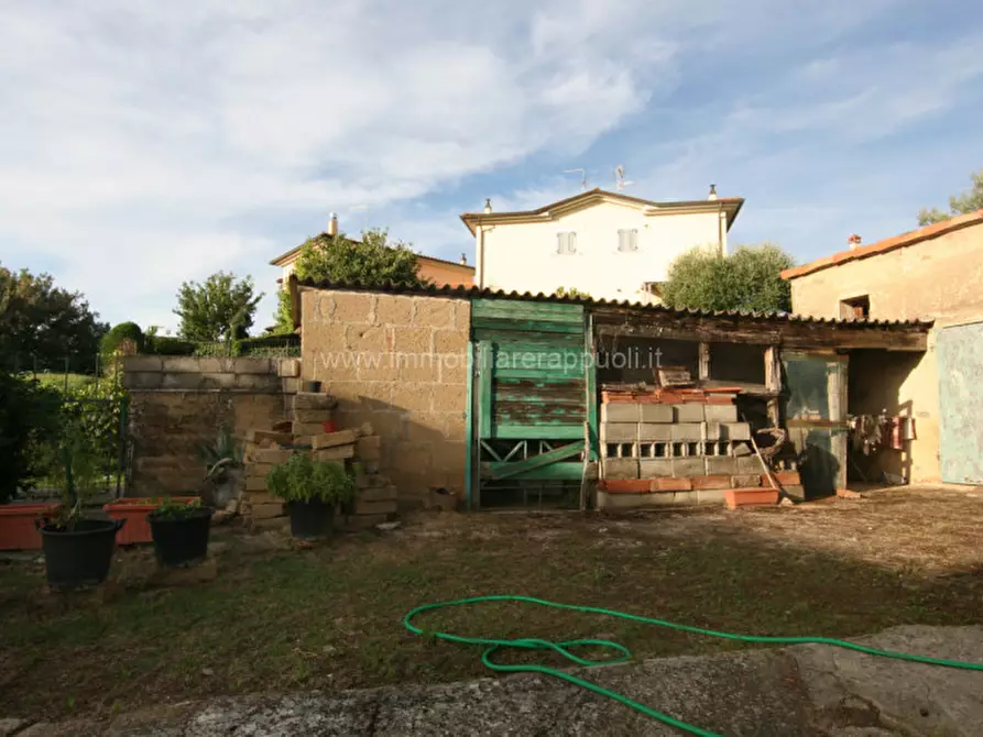 Immagine 17 di Appartamento in vendita  a Sinalunga